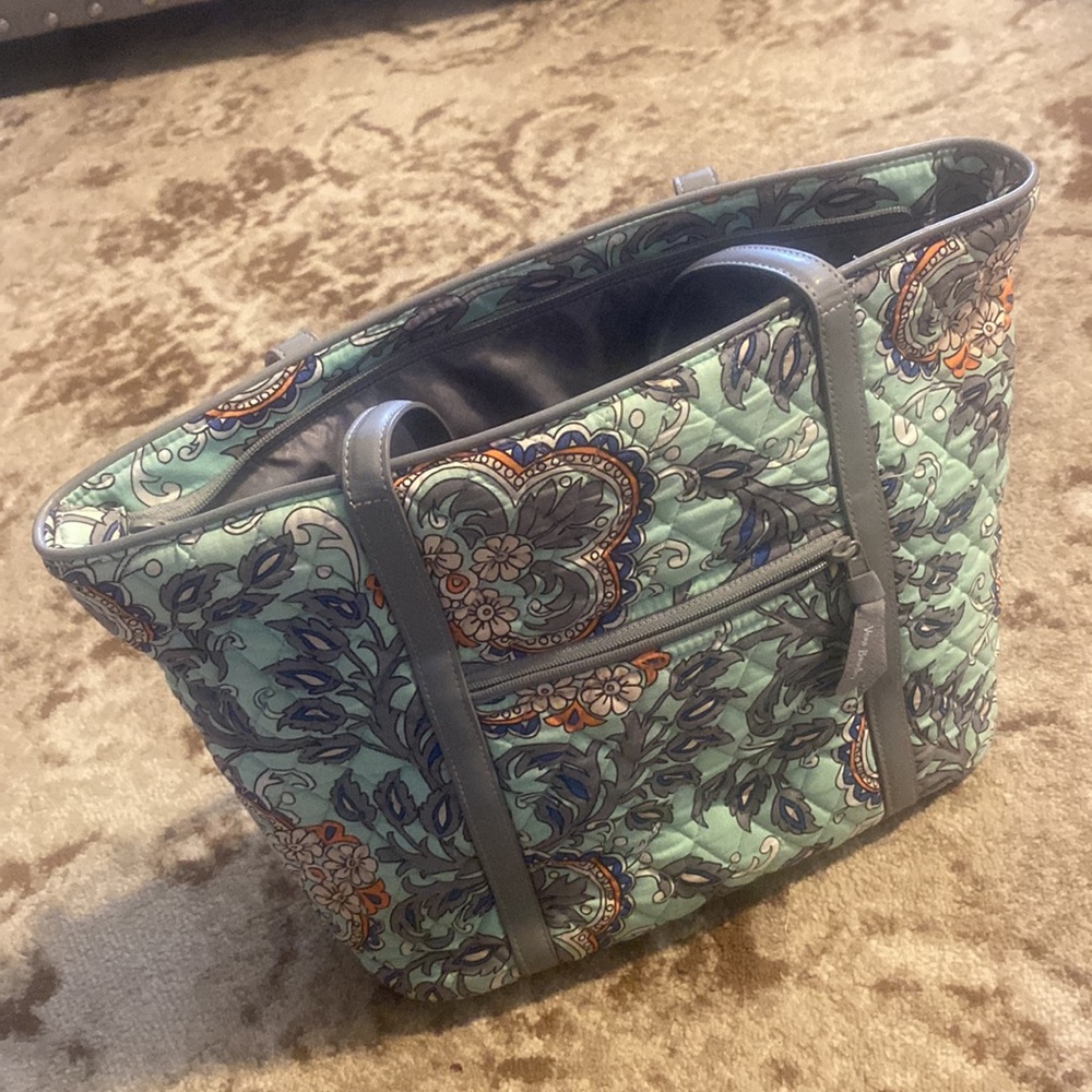 Vera Bradley Tote bag